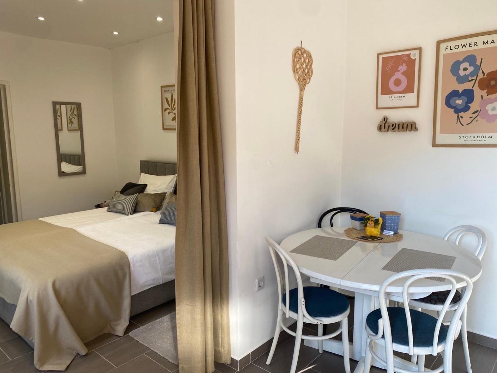 Studio Apartment Lu Rupa ภายนอก รูปภาพ